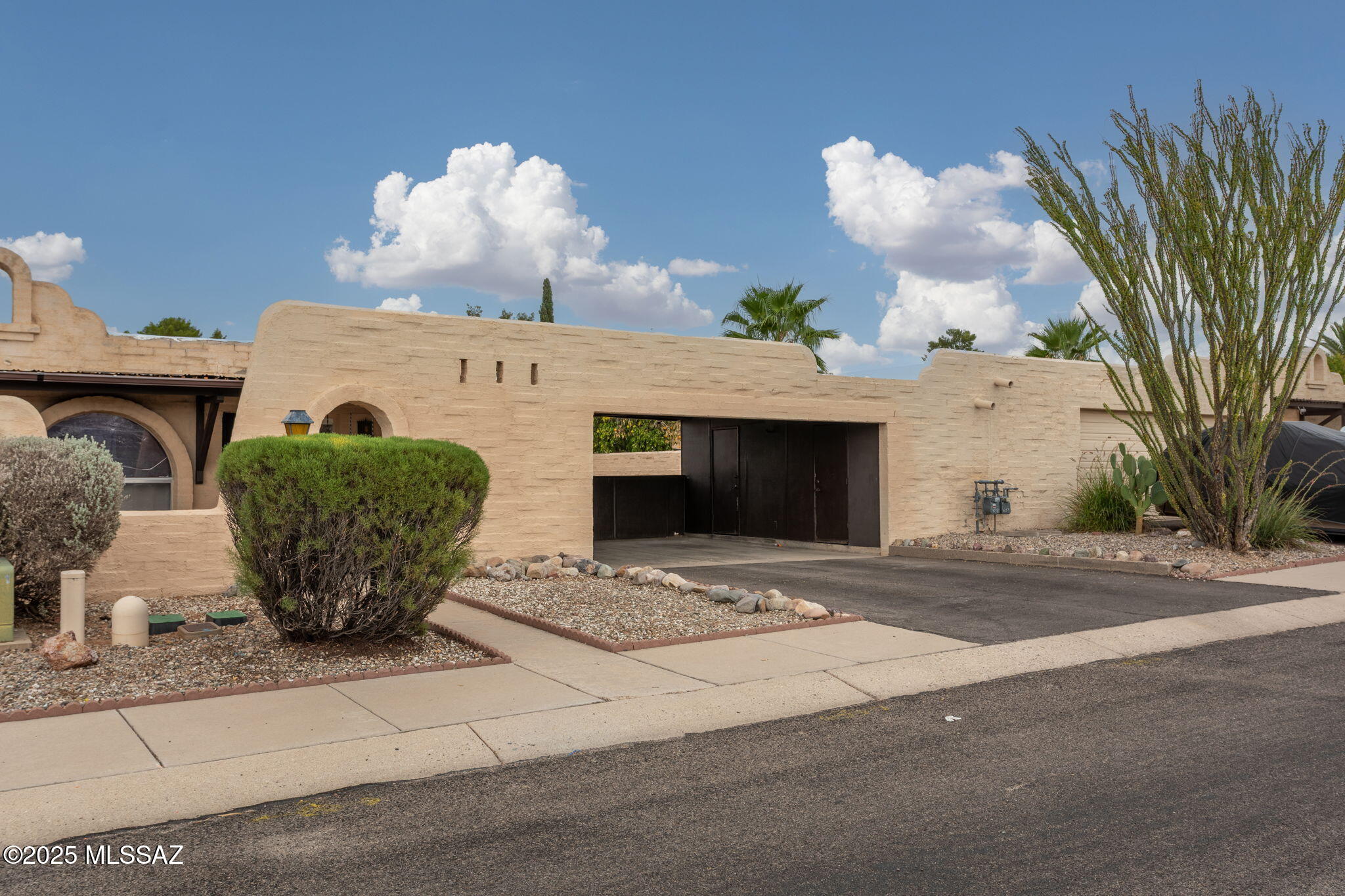 285 South Kolb Road, Unit 10 Tucson, AZ 85710 - Photo 2 of 42