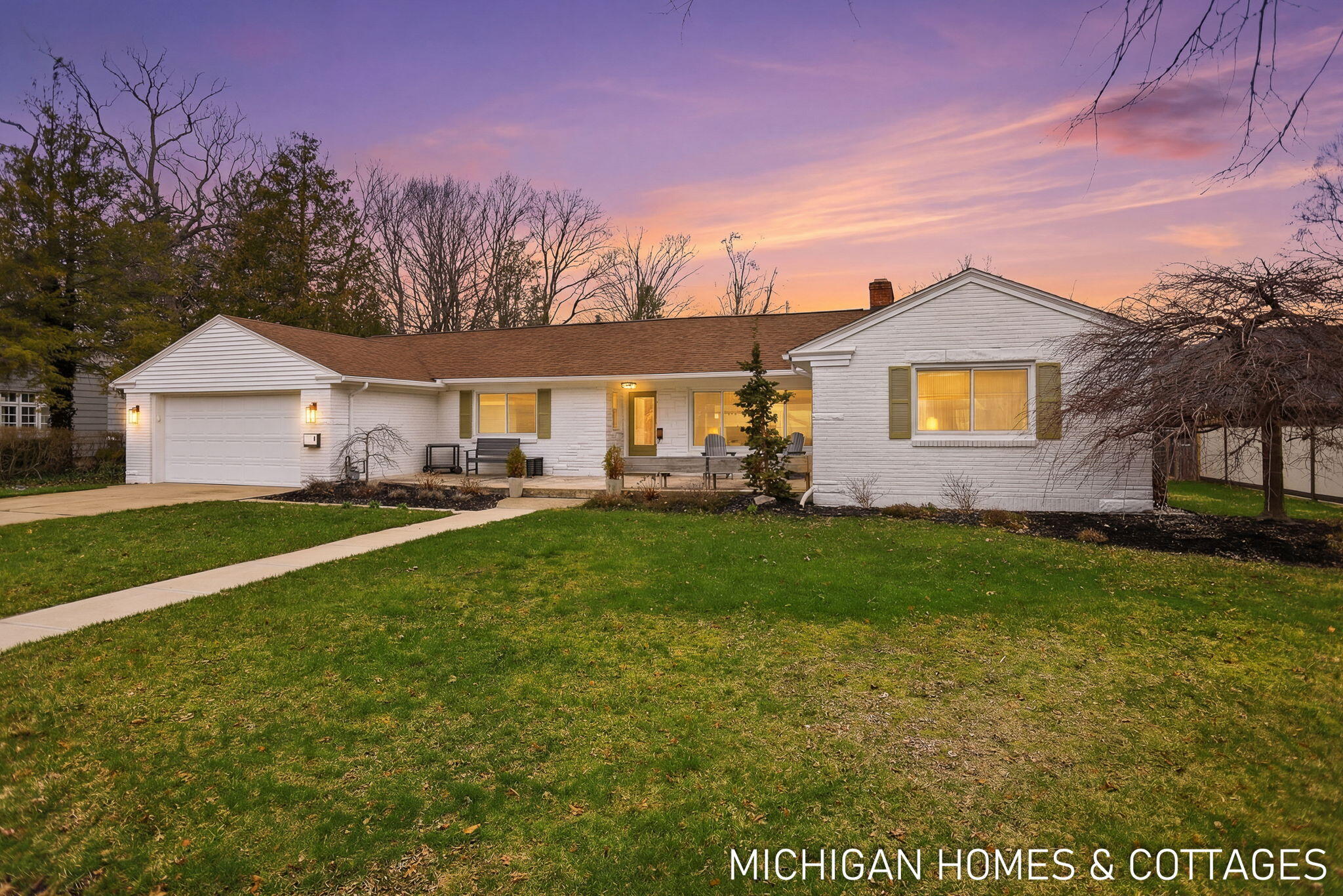 1-web-or-mls-141-e-26th-st