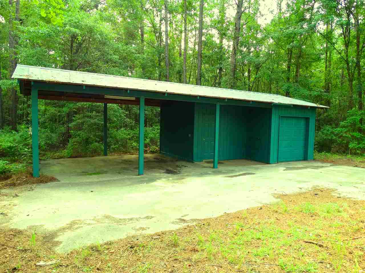2539 Shady Rest Road Havana, FL 32333 - Photo 3 of 25 Gallery Image 3
