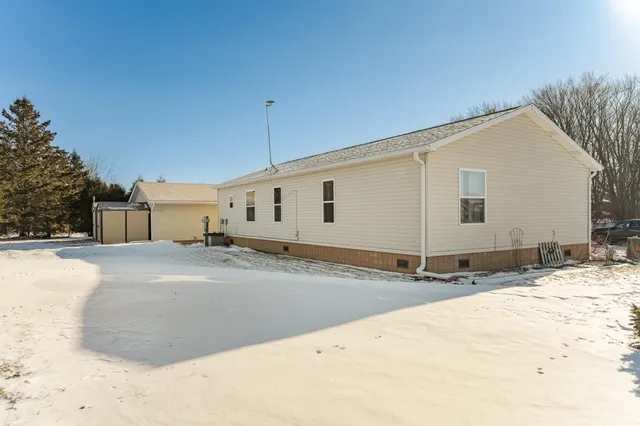 $234,900 | 23 South Fork Drive Southeast, Kasson, MN 55944