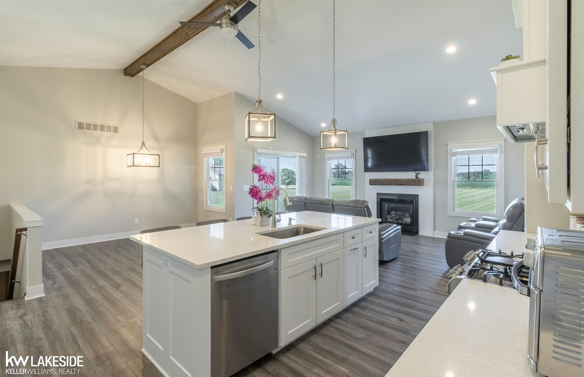 2197 Capac Road Allenton, MI 48002 - Photo 16 of 42 50121005-15.JPG