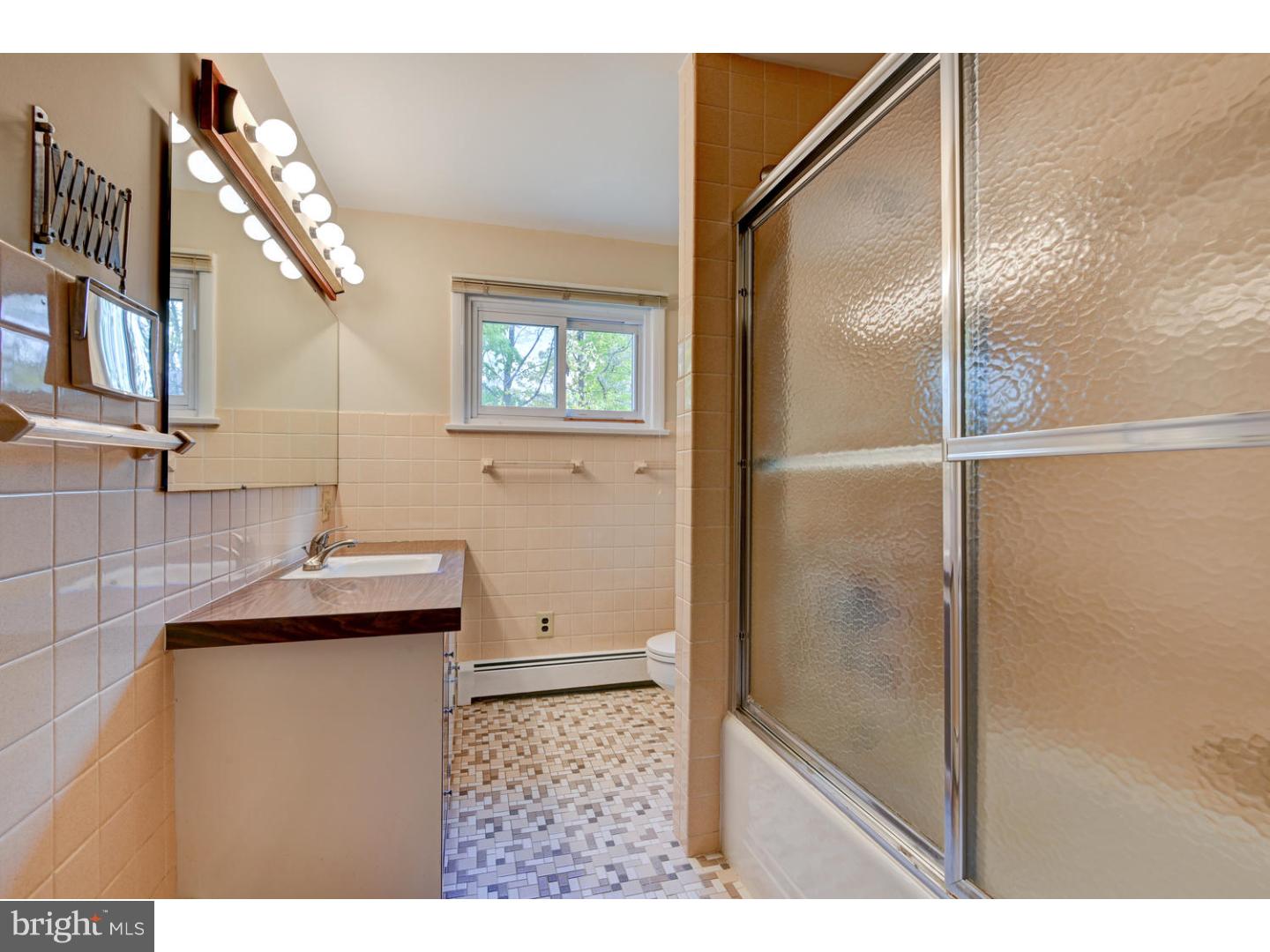 181 Cranbury Road Princeton Junction, NJ 08550 - Photo 21 of 39 Full Bath