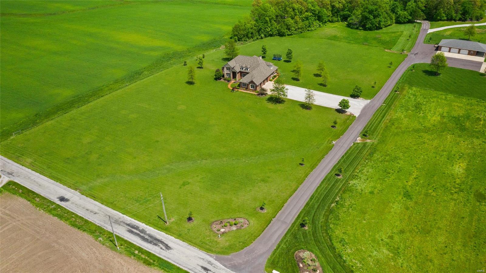 10280 Pine Crest Road Red Bud, IL 62278 - Photo 2 of 65