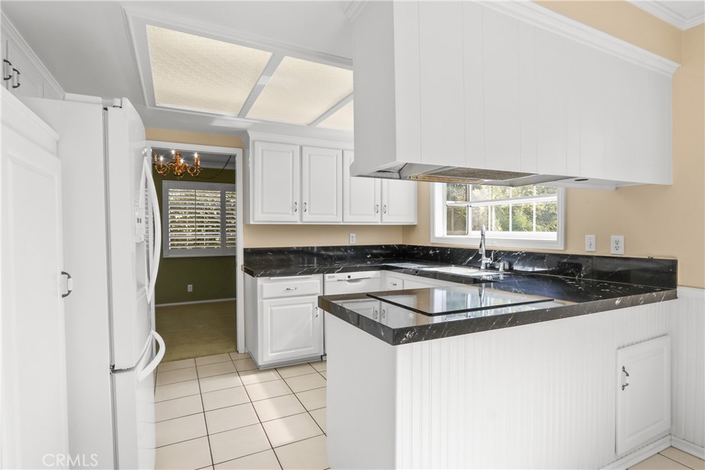 18216 Midbury Street Brea, CA 92821 - Photo 11 of 35