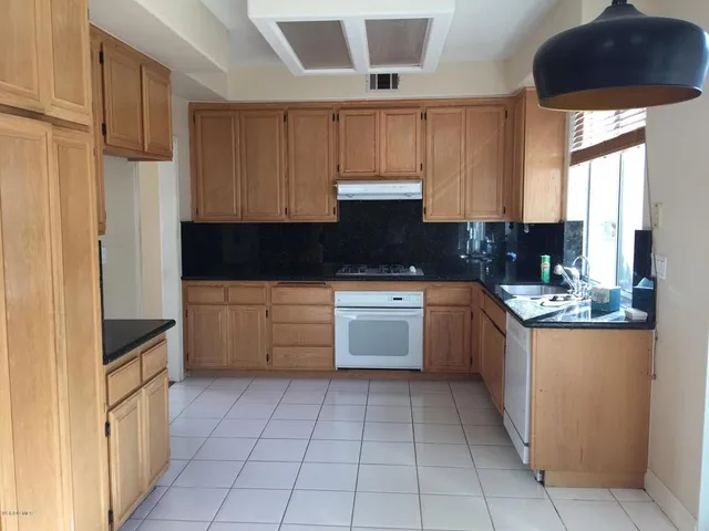 $4,300 | 3808 Sunsetridge Road, Moorpark, CA 93021