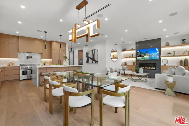 $2,995,000 | 12836 Gilmore Avenue, Los Angeles, CA 90066