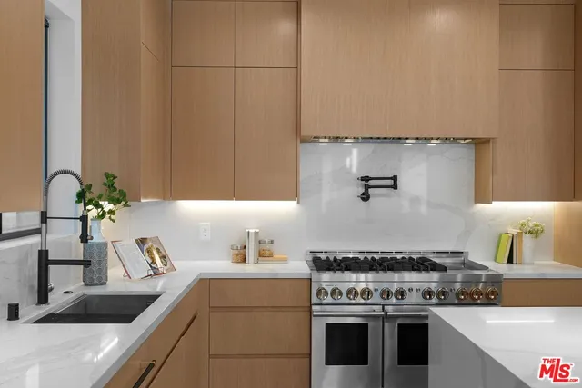 $2,995,000 | 12836 Gilmore Avenue, Los Angeles, CA 90066