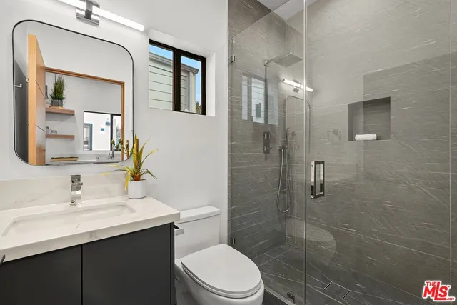 $2,995,000 | 12836 Gilmore Avenue, Los Angeles, CA 90066