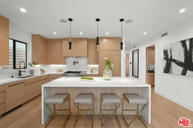 $2,995,000 | 12836 Gilmore Avenue, Los Angeles, CA 90066