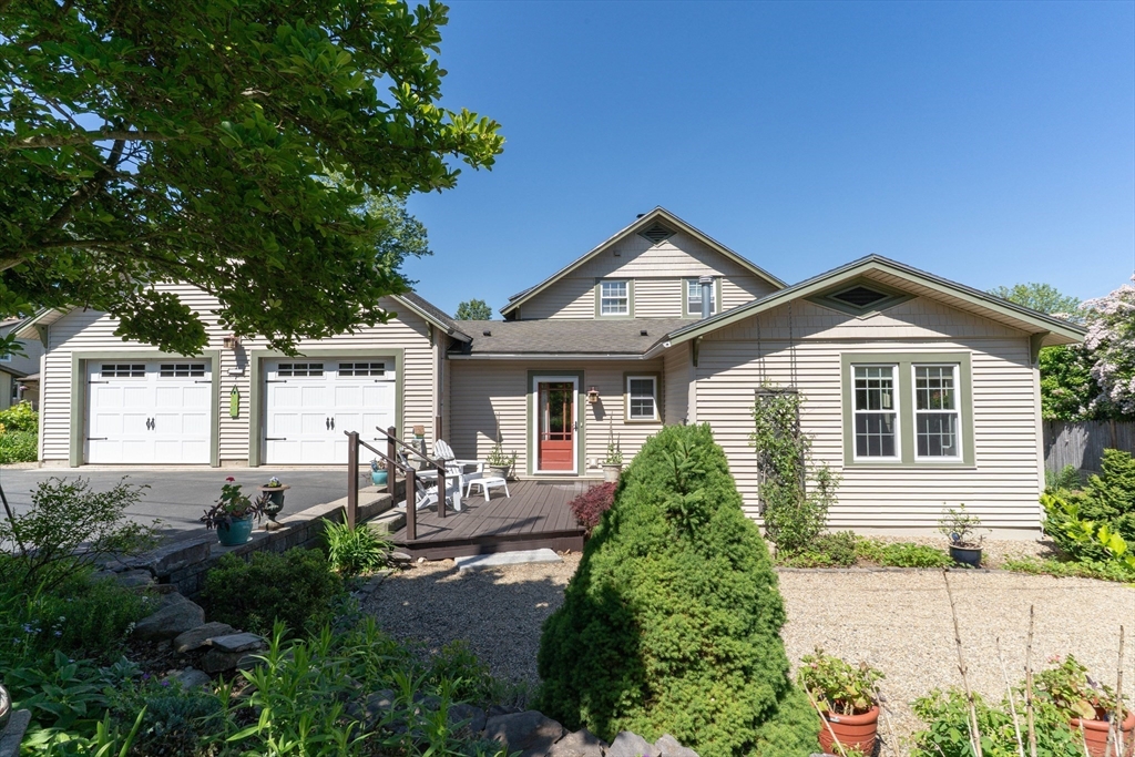 38 Warepoint Road West Brookfield, MA 01585 - Photo 4 of 42