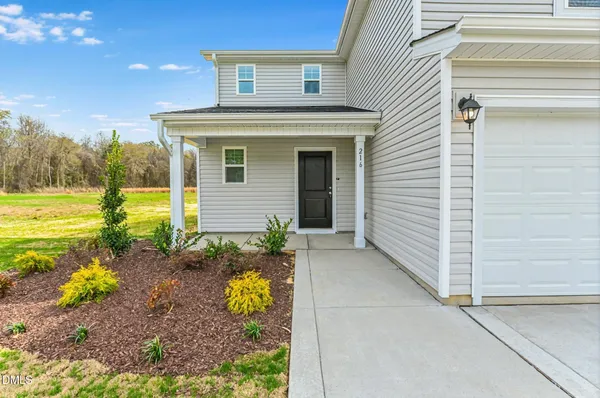 $287,950 | 216 Hl Vly Drive, Unit (LOT 86), La Grange, NC 28551