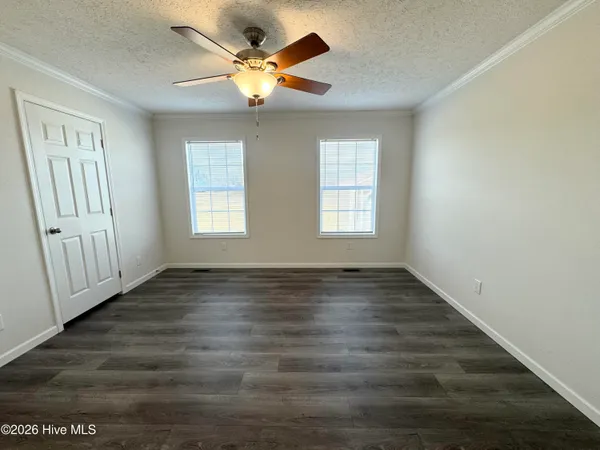 $2,017 | 720 South Edenton Rd Street, Hertford, NC 27944