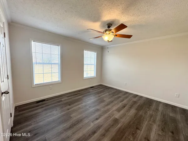 $2,017 | 720 South Edenton Rd Street, Hertford, NC 27944