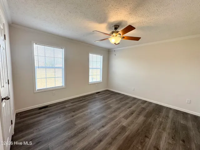 $2,417 | 720 South Edenton Rd Street, Hertford, NC 27944