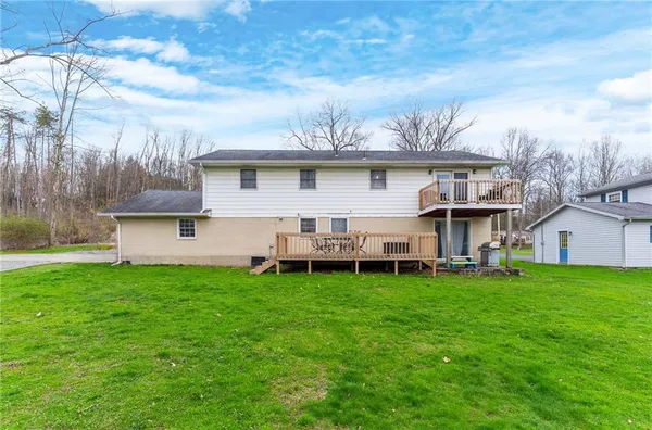 $314,900 | 115 Milton Street, Clark, PA 16113