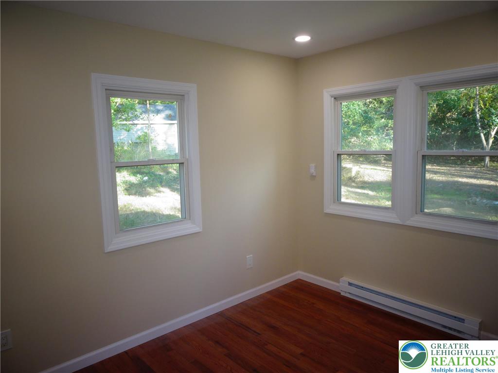 207 Sleepy Hollow Road Bath, PA 18014 - Photo 12 of 20