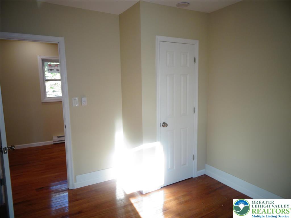 207 Sleepy Hollow Road Bath, PA 18014 - Photo 9 of 20