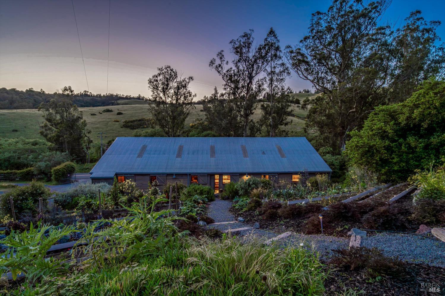 4707 Bloomfield Road Petaluma, CA 94952 - Photo 48 of 97