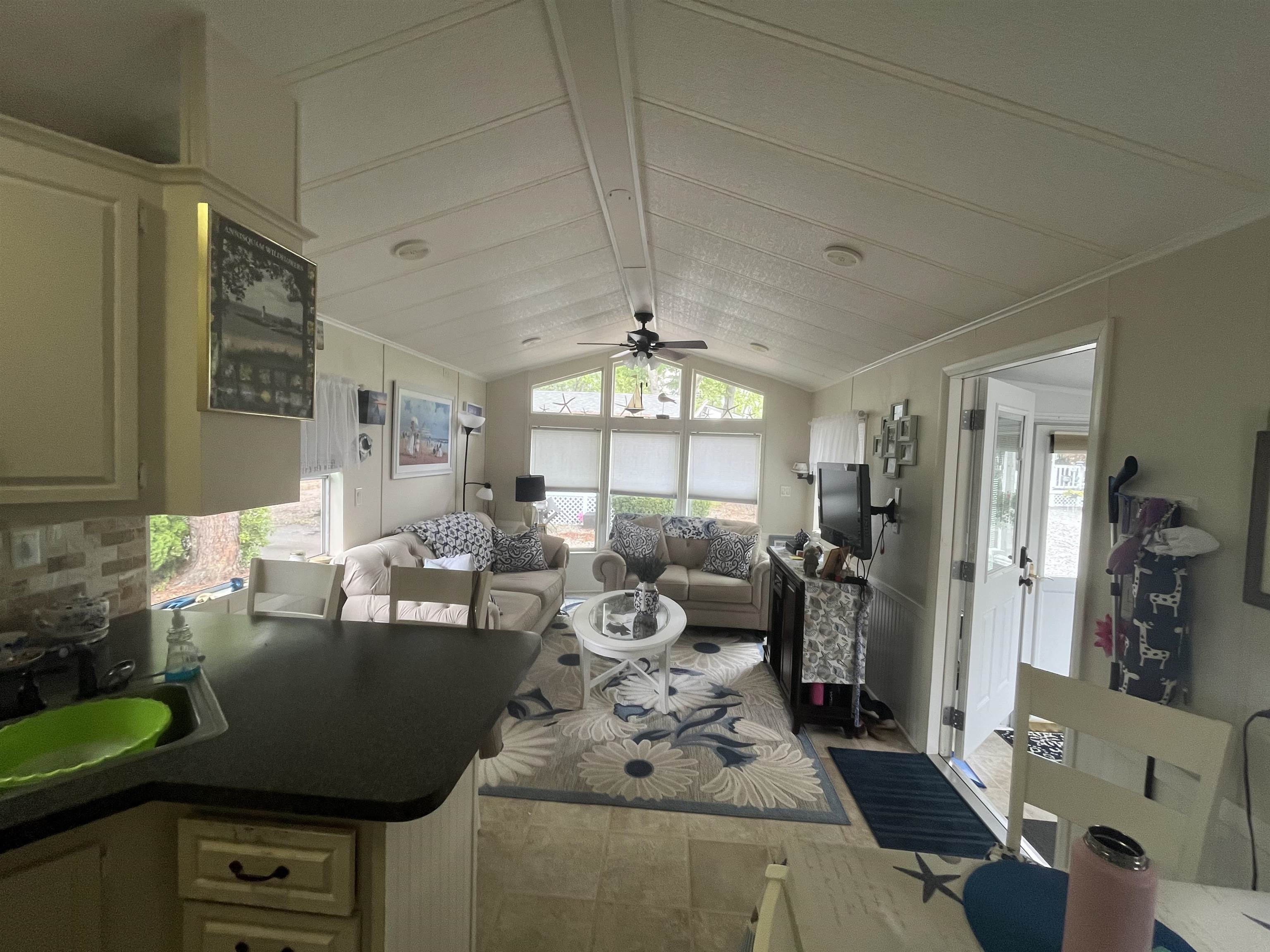 308 Route 286 Road, Unit 77 Kingston, NH 03848 - Photo 11 of 25