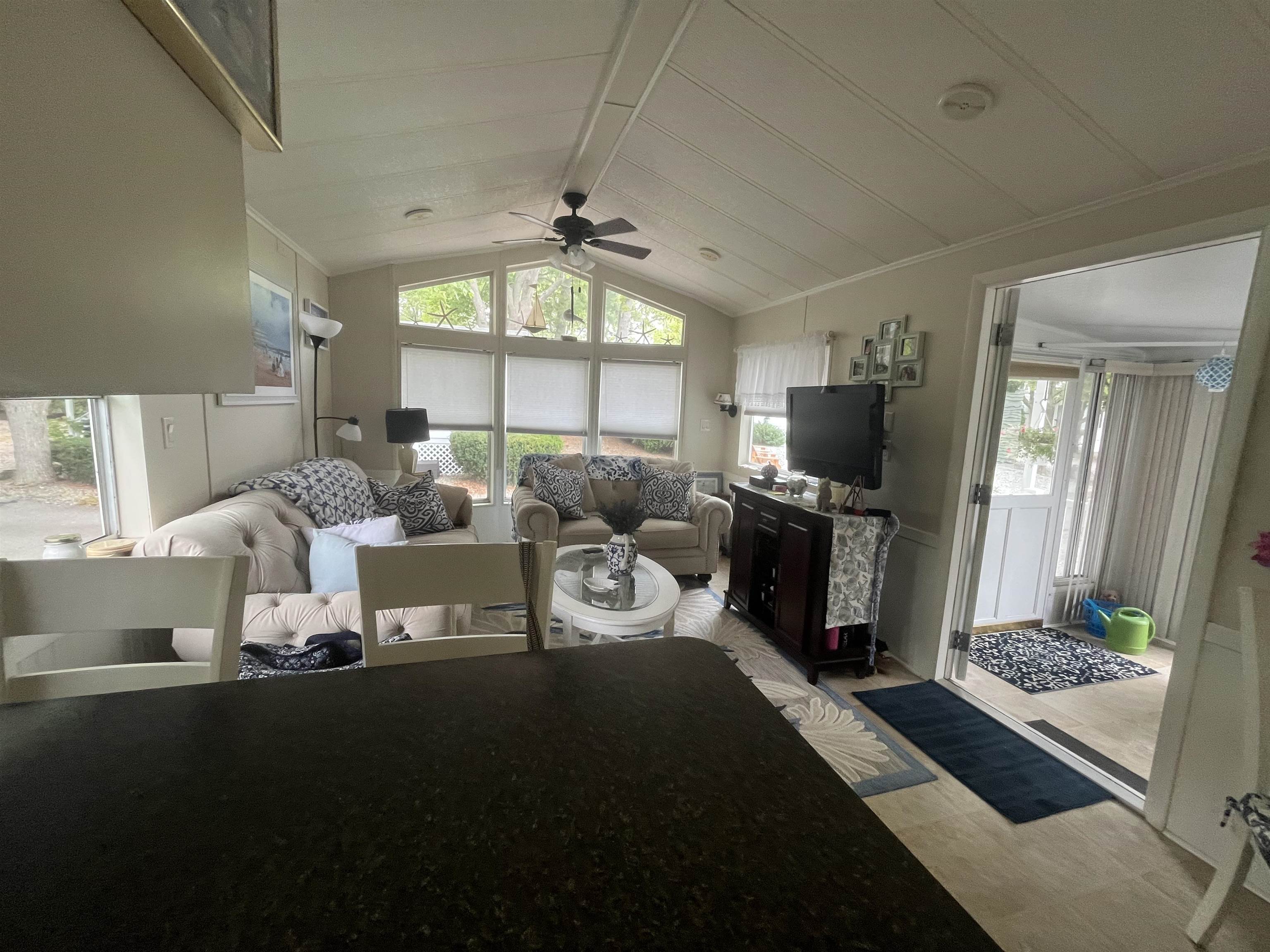 308 Route 286 Road, Unit 77 Kingston, NH 03848 - Photo 10 of 25