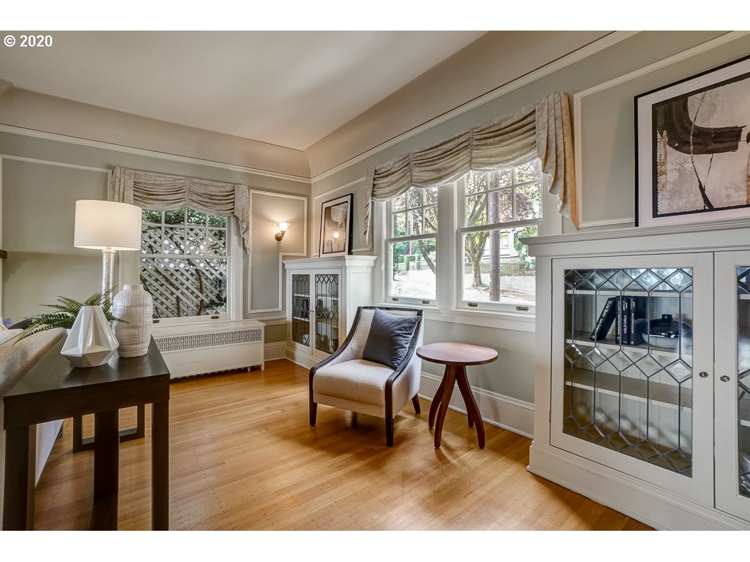 2811 Northwest Westover Road Portland, OR 97210 - Photo 6 of 32 Gallery Image 6