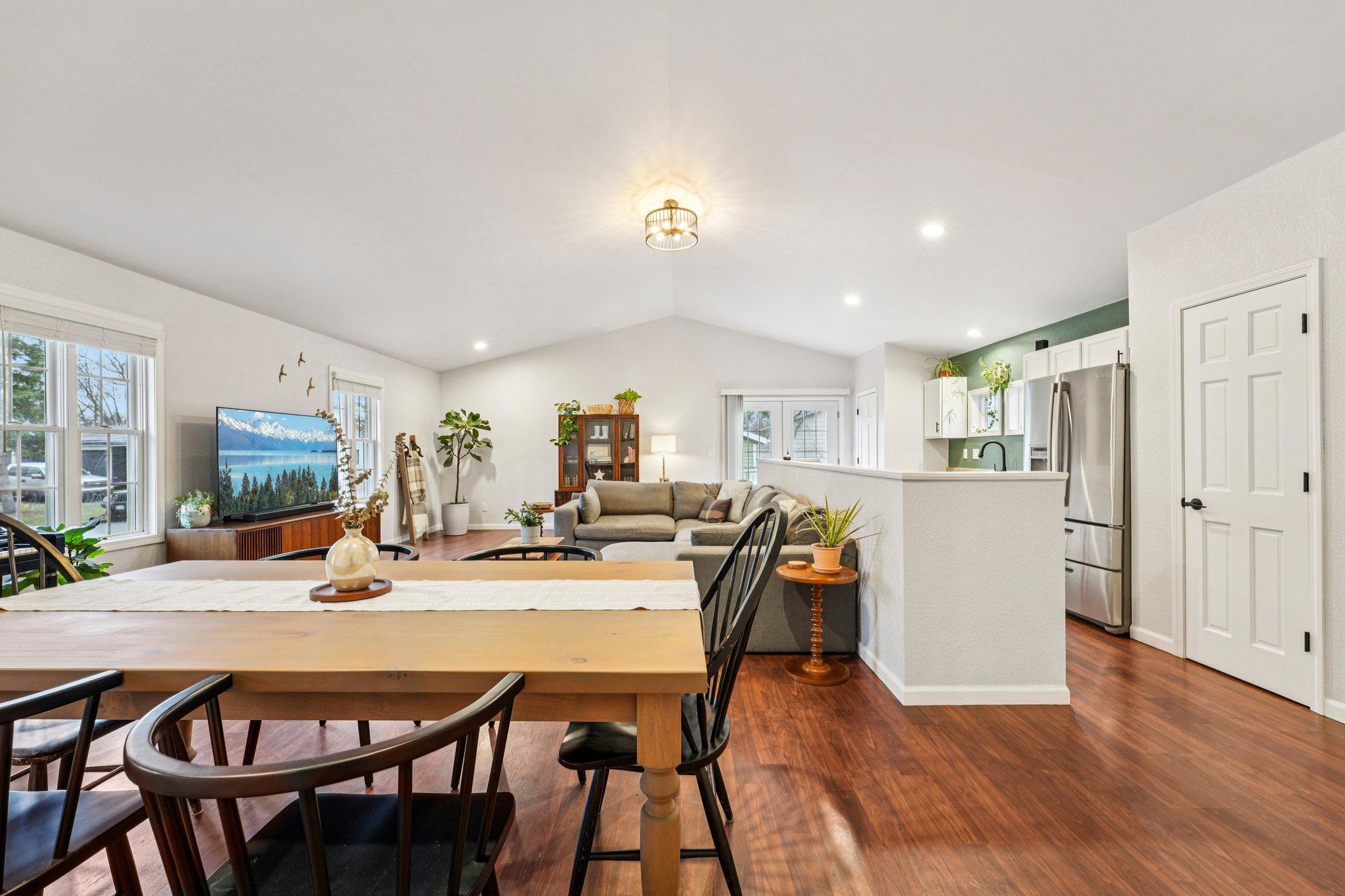 719 Monroe Street North Hudson, WI 54016 - Photo 13 of 39