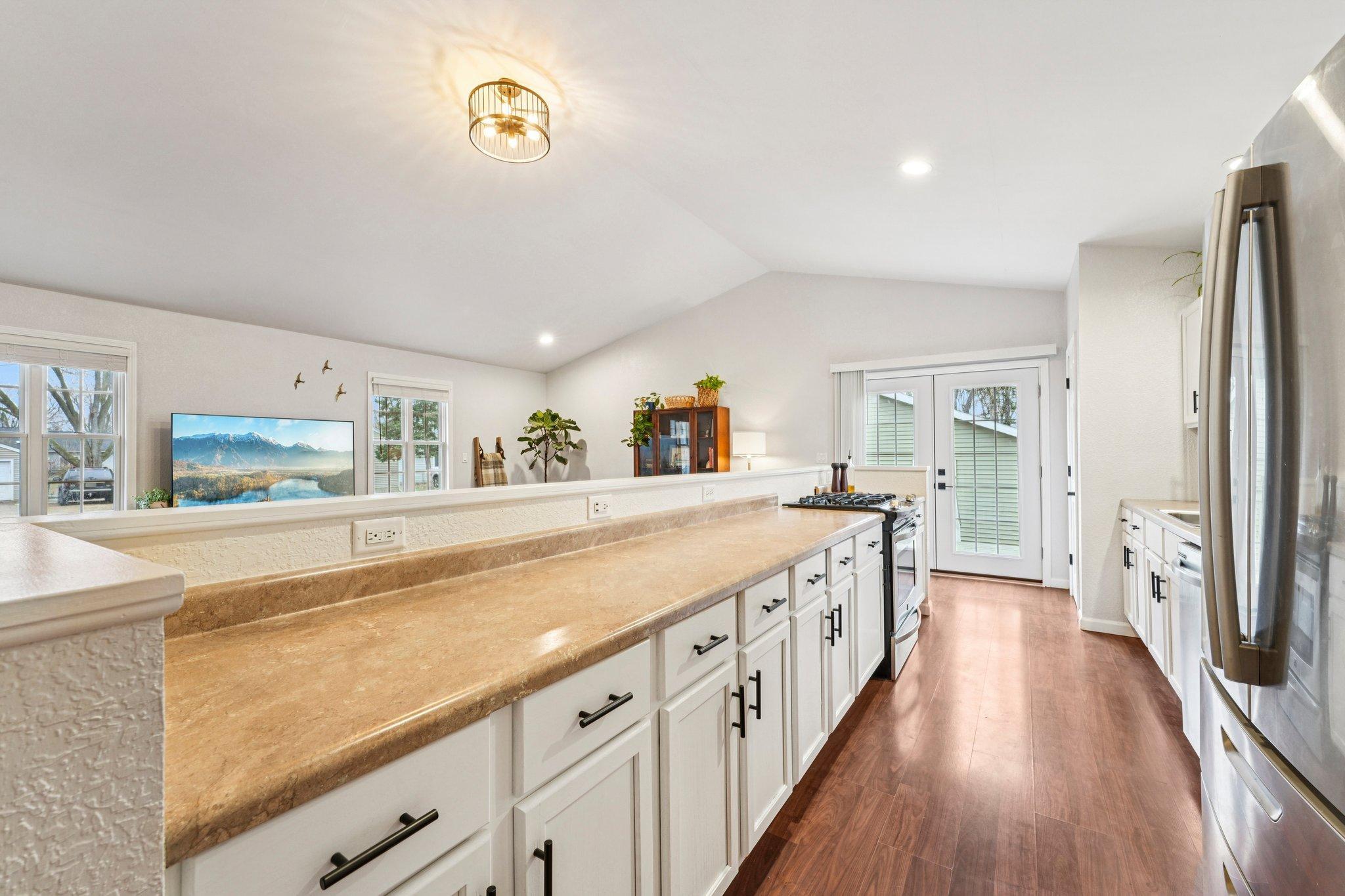 719 Monroe Street North Hudson, WI 54016 - Photo 18 of 39