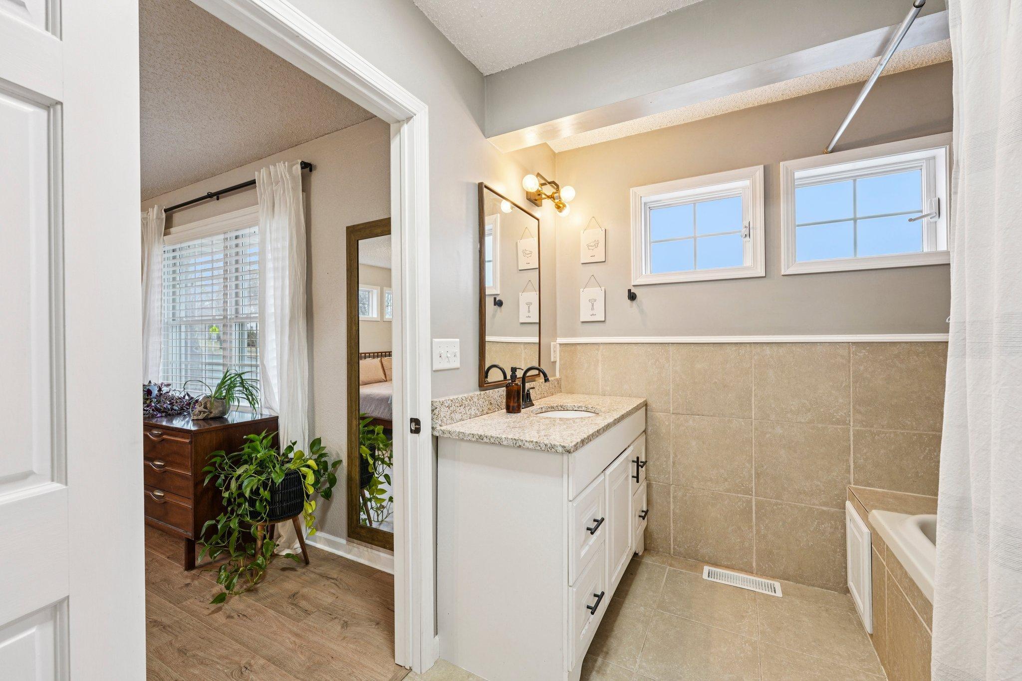 719 Monroe Street North Hudson, WI 54016 - Photo 23 of 39