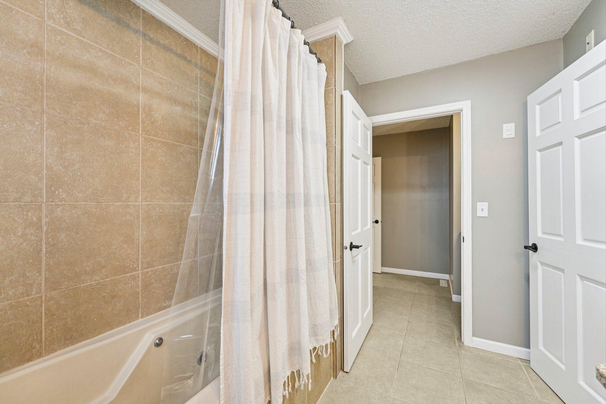 719 Monroe Street North Hudson, WI 54016 - Photo 24 of 39