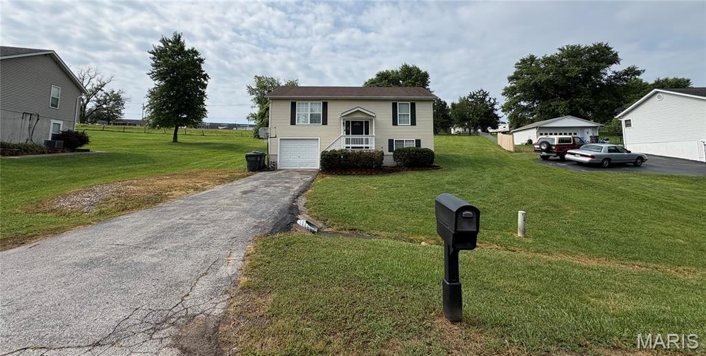 6224 Yellow Brick Road Washington, MO 63090 - Photo 2 of 39