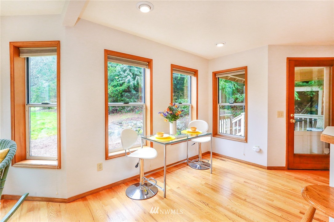 4814 200th Street Southeast Bothell, WA 98012 - Photo 9 of 25 Gallery Image 9