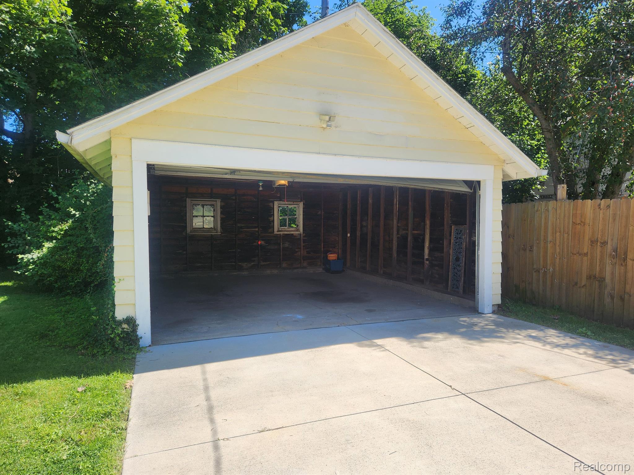 167 Cherokee Road Pontiac, MI 48341 - Photo 34 of 35 Gallery Image 34