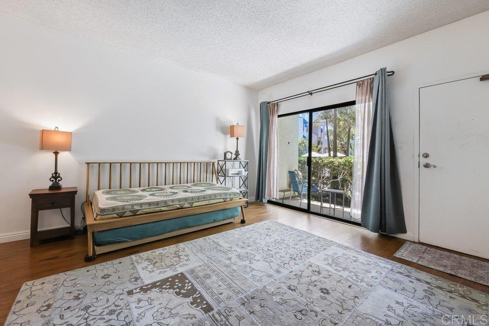 8310 Regents Road, Unit 1E San Diego, CA 92122 - Photo 10 of 31