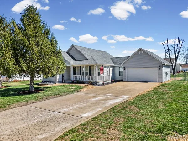 $310,000 | 1410 Coyote, Farmington, MO 63640