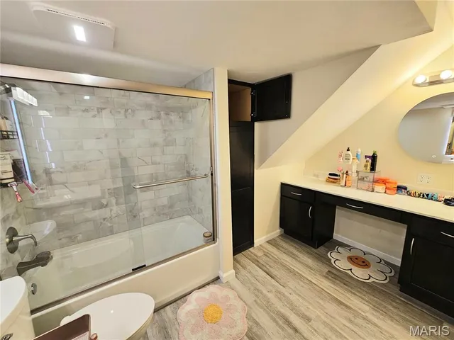 $420,000 | 3968 Royal Estates Drive, St. Louis, MO 63129