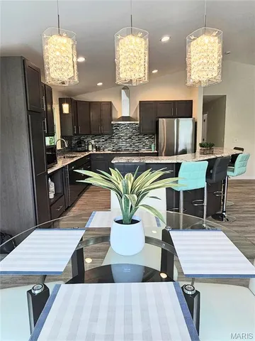 $420,000 | 3968 Royal Estates Drive, St. Louis, MO 63129