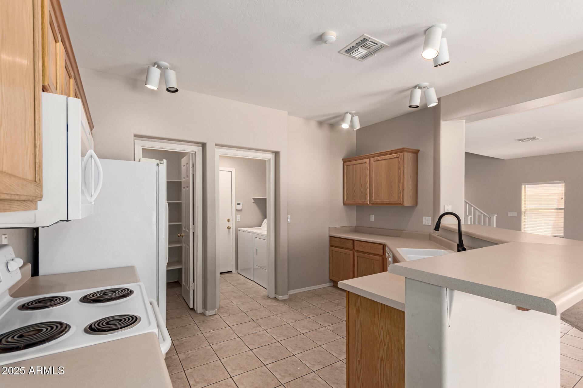 45071 Portabello Road Maricopa, AZ 85139 - Photo 8 of 35 08 - Portabello