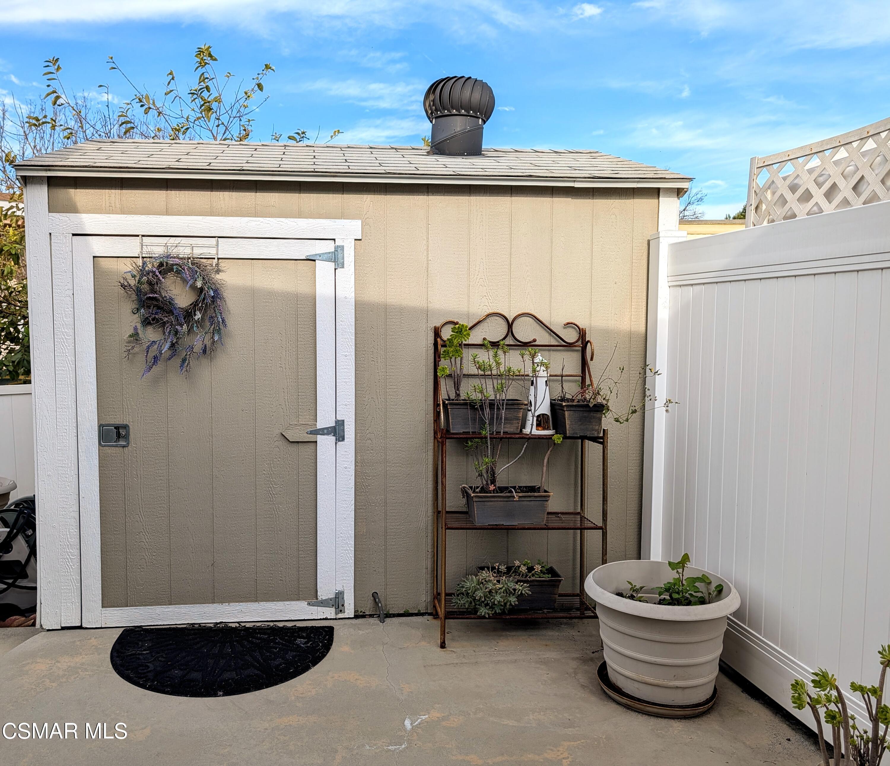 195 Tierra Rejada Road, Unit 219 Simi Valley, CA 93065 - Photo 16 of 27 Storage