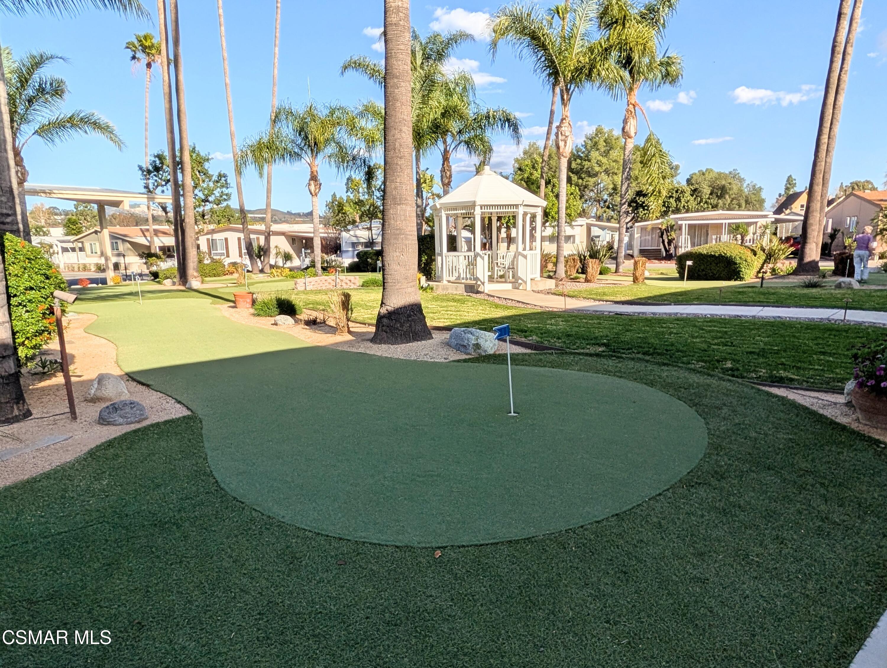 195 Tierra Rejada Road, Unit 219 Simi Valley, CA 93065 - Photo 23 of 27 Putting Course