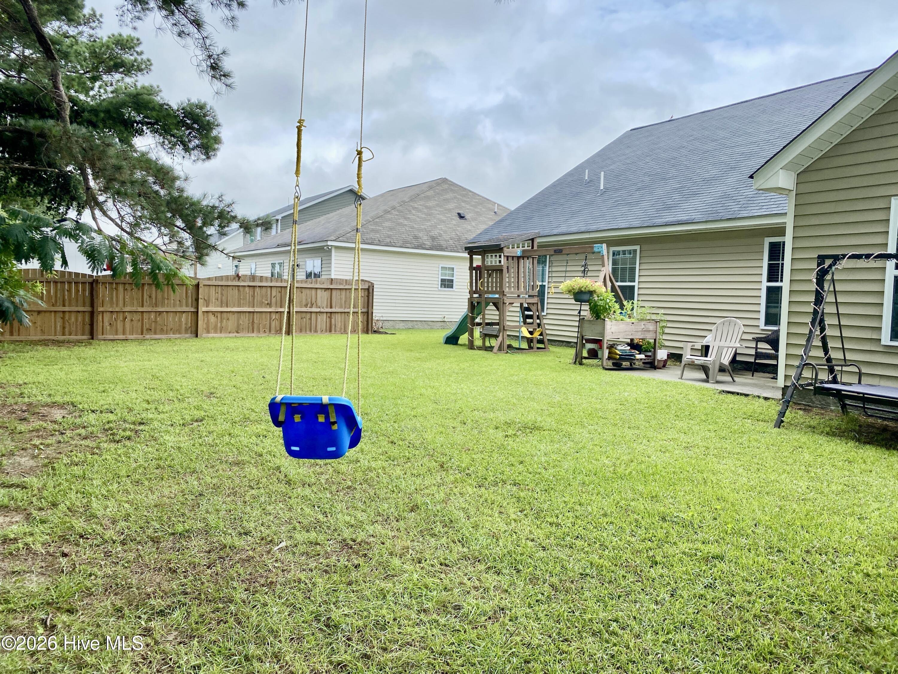 2645 Rhinestone Drive Winterville, NC 28590 - Photo 7 of 21 image (3)