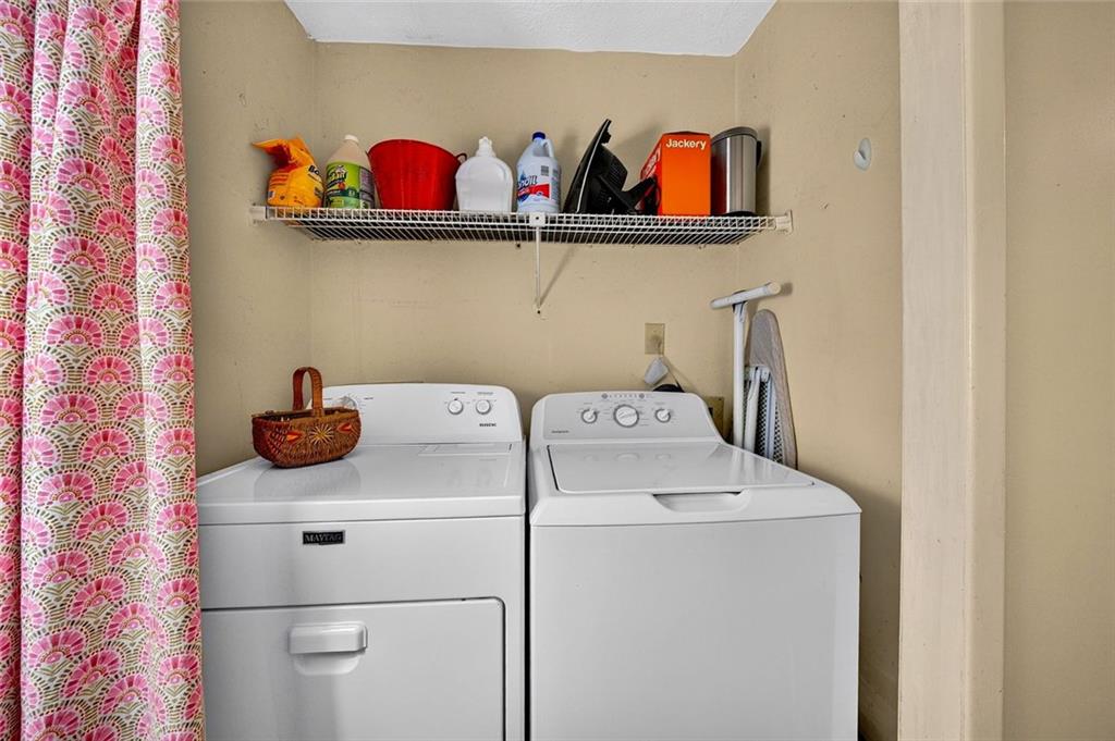 810 Tuxworth Circle Decatur, GA 30033 - Photo 10 of 19 Gallery Image 10