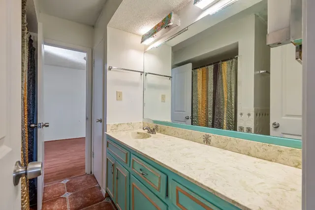 $299,000 | 302 Venture Boulevard South, Lago Vista, TX 78645