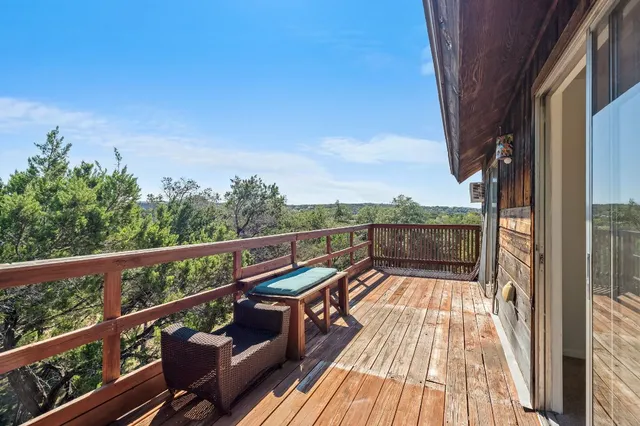 $299,000 | 302 Venture Boulevard South, Lago Vista, TX 78645