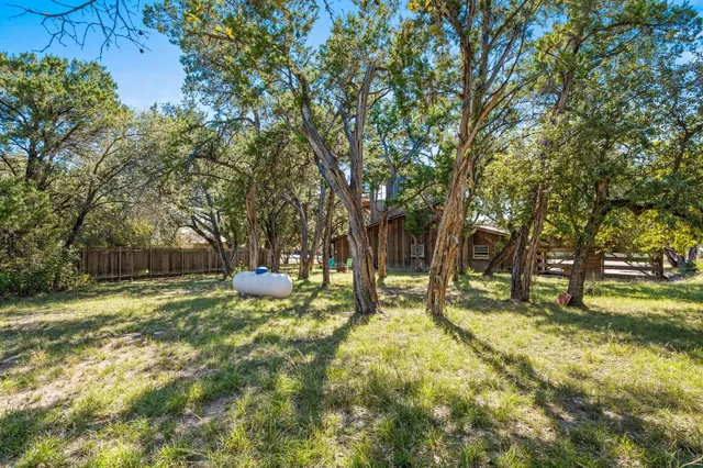 $299,000 | 302 Venture Boulevard South, Lago Vista, TX 78645
