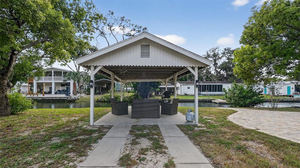 5411 Teal Drive Weeki Wachee, FL 34607 - Photo 36 of 44