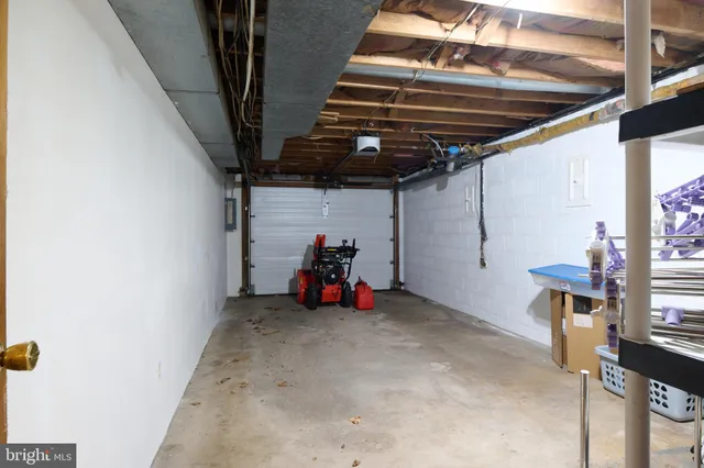 a view of a house with big yard