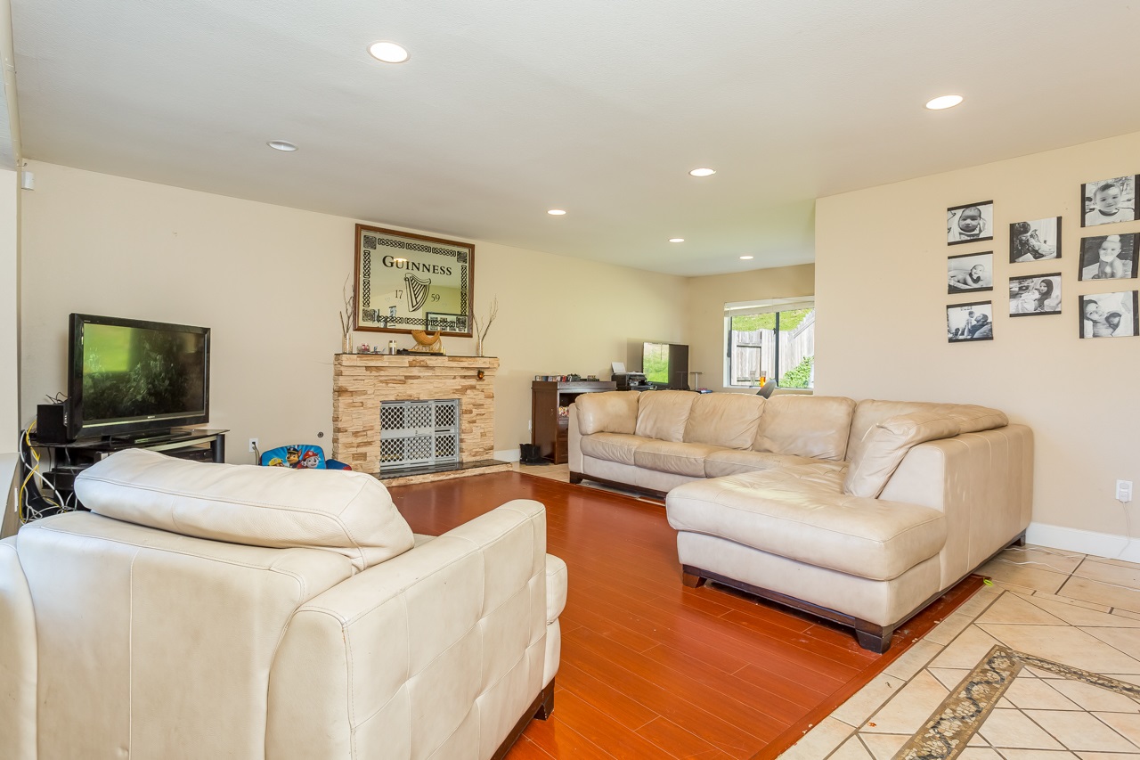 5292 Leon Street Oceanside, CA 92057 - Photo 5 of 25