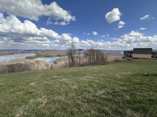 $170,000 | 71 A Catfish Road, Celina, TN 38551