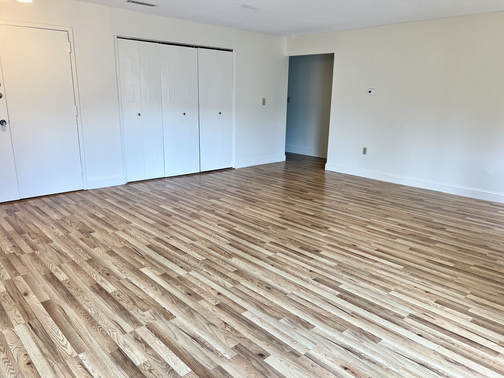1006 Paradise Road, Unit 2P Swampscott, MA 01907 - Photo 18 of 35 Gallery Image 18