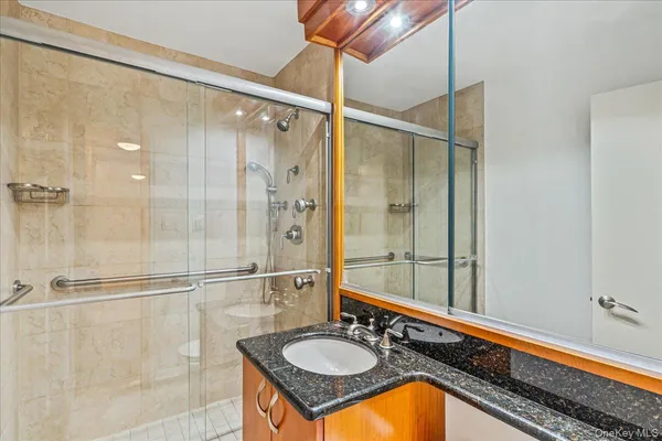 $430,000 | 17-85 215th Street, Unit 8G | Bay Terrace